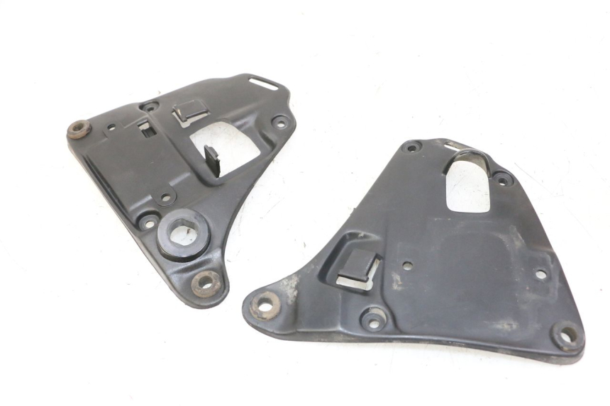 photo de UNTER SITZ VERKLEIDUNG APRILIA CLASSIC 125 (1995 - 2001) - Hauptansicht