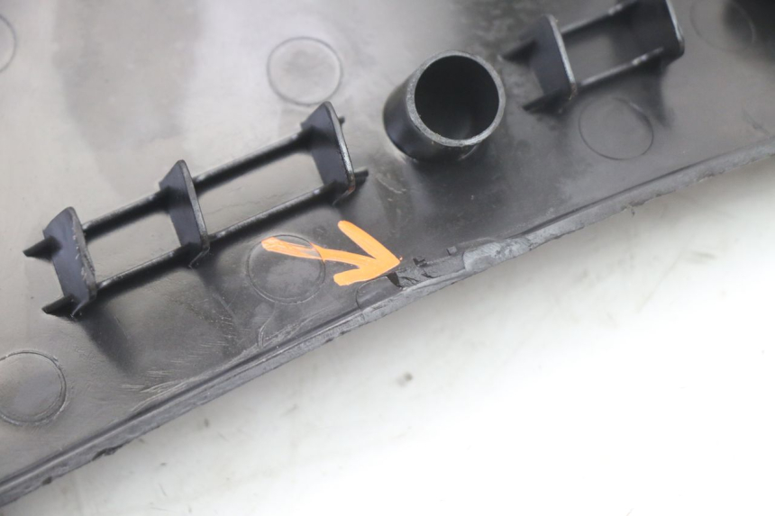 photo de SITZBANKABDECKUNG KYMCO DINK STREET 125 (2009 - 2014) - Oberflächenzustand und Material