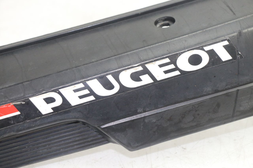 photo de UNTER SITZ VERKLEIDUNG RECHTS PEUGEOT 103 SPX CLIP 50 (1989 - 1992) - Alternative Perspektive