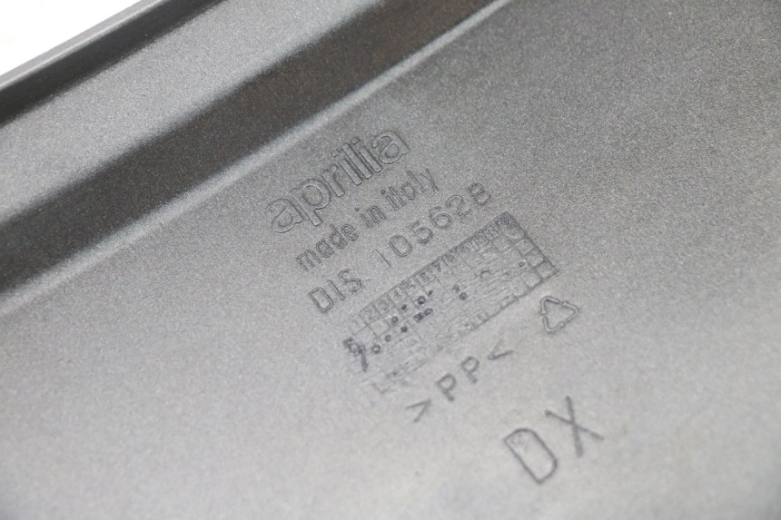 photo de UNTER SITZ VERKLEIDUNG RECHTS APRILIA ATLANTIC 125 (2003 - 2009) - Technische Nahaufnahme