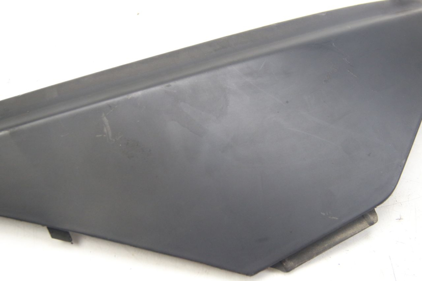 photo de RECHTER SITZBANKDECKEL APRILIA ATLANTIC 500 (2002 - 2003) - Alternative Perspektive