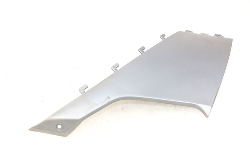 photo de RECHTER SITZBANKDECKEL BMW C1 125 (2000 - 2003) - Technische Nahaufnahme