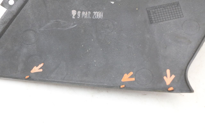 photo de RECHTER SITZBANKDECKEL BMW C1 125 (2000 - 2003) - Technische Nahaufnahme