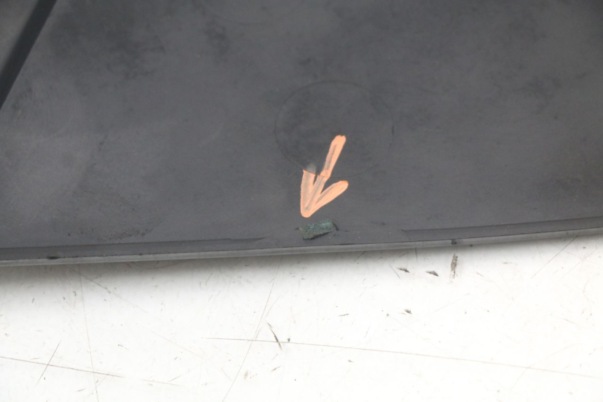 photo de RECHTER SITZBANKDECKEL BMW C1 125 (2000 - 2003) - Alternative Perspektive