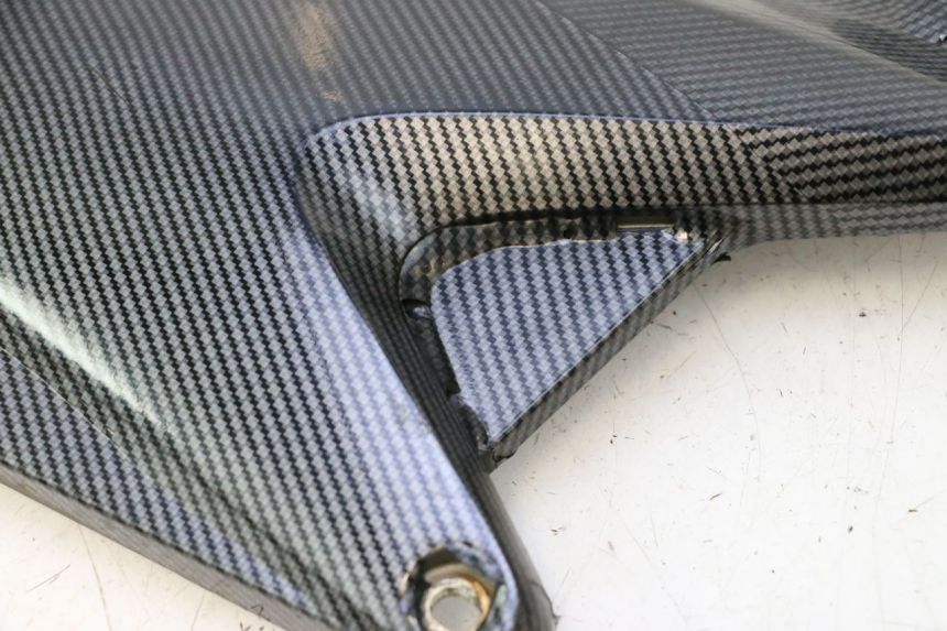 photo de UNTER SITZ VERKLEIDUNG RECHTS HONDA CB F HORNET 600 (2005 - 2006) - Kennzeichnungen und Originalreferenzen