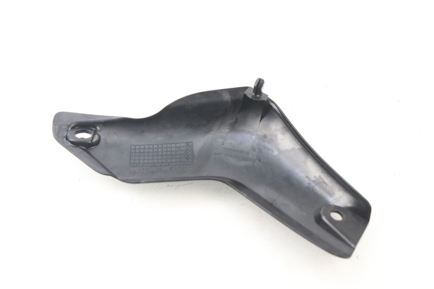 photo de UNTER SITZ VERKLEIDUNG RECHTS HONDA CBR RR FIREBLADE 1000 (2006 - 2007) - Detailansicht des Bauteils