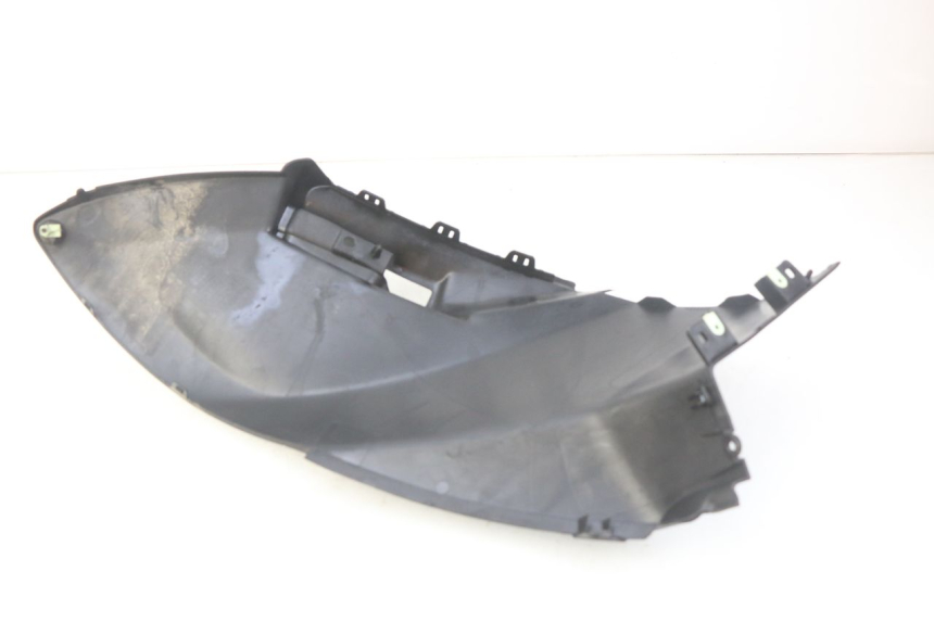 photo de RECHTER SITZBANKDECKEL PEUGEOT CITYSTAR 125 (2011 - 2017) - Detailansicht des Bauteils