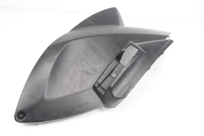 photo de RECHTER SITZBANKDECKEL PEUGEOT CITYSTAR 50 (2013 - 2017) - Detailansicht des Bauteils