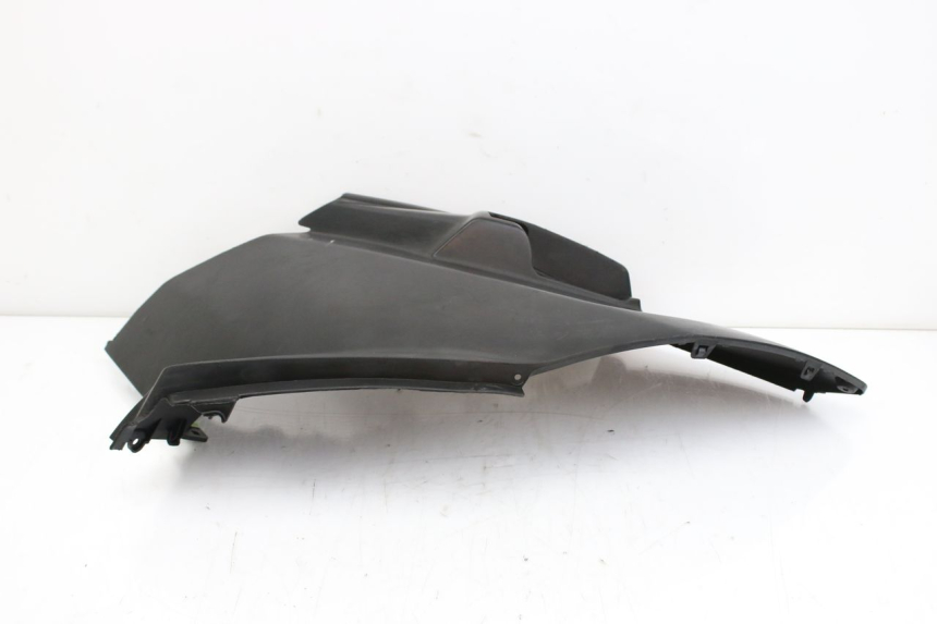 photo de RECHTER SITZBANKDECKEL PEUGEOT CITYSTAR 50 (2013 - 2017) - Alternative Perspektive