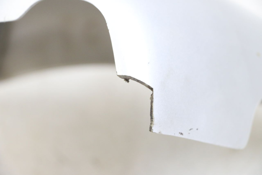 photo de UNTER SITZ VERKLEIDUNG RECHTS APRILIA CLASSIC 125 (1995 - 2001) - Zoom auf Gebrauchszustand