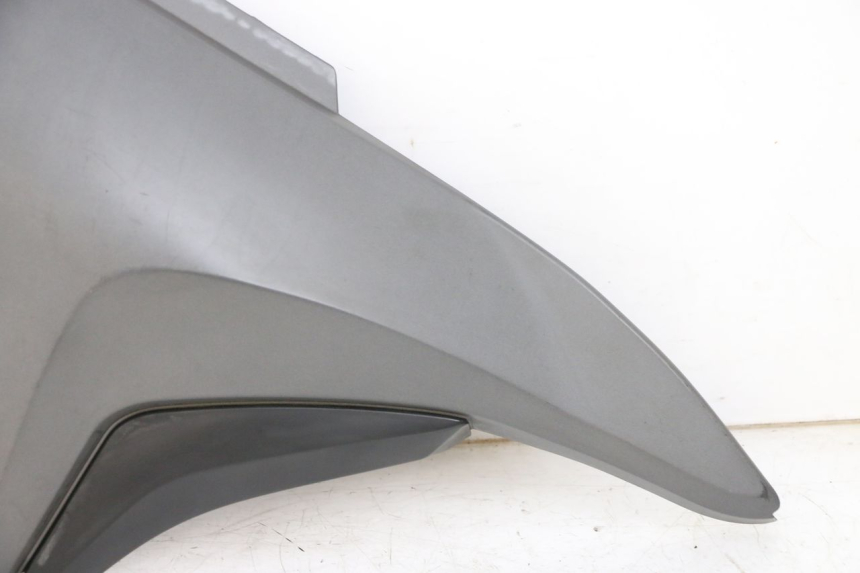 photo de UNTER SITZ VERKLEIDUNG RECHTS KSR CODE 125 (2018 - 2020) - Alternative Perspektive