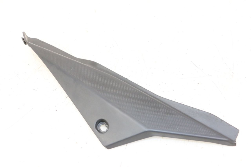 photo de UNTER SITZ VERKLEIDUNG RECHTS DERBI SENDA SM DRD X-TREME 50 (2011 - 2017) - Hauptansicht