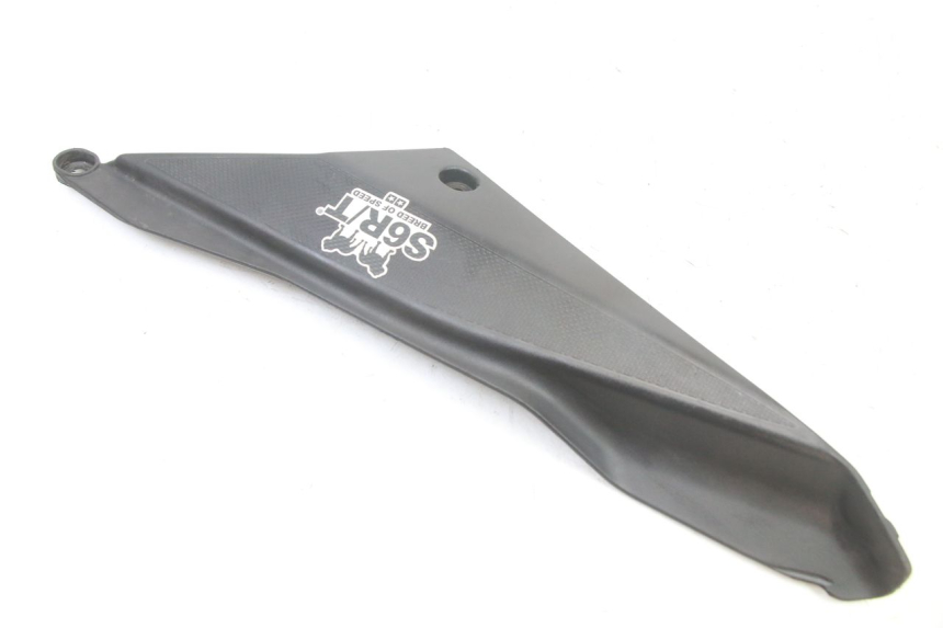 photo de UNTER SITZ VERKLEIDUNG RECHTS DERBI SENDA SM DRD X-TREME 50 (2011 - 2017) - Detailansicht des Bauteils