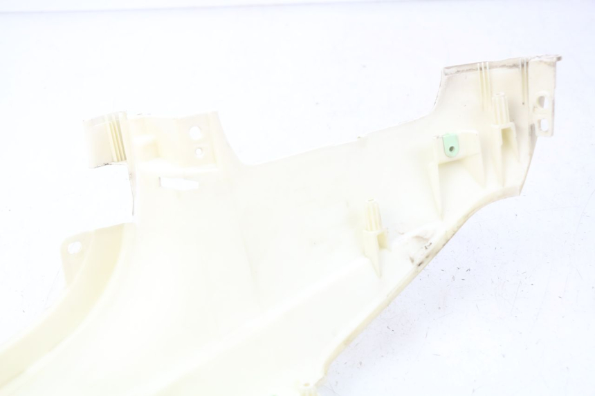 photo de RECHTER SITZBANKDECKEL PEUGEOT DJANGO 2T 50 (2014 - 2019) - Detailansicht des Bauteils