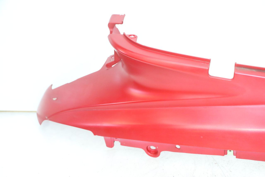 photo de UNTER SITZ VERKLEIDUNG RECHTS PEUGEOT DJANGO 4T 50 (2014 - 2019) - Hochauflösende Nahaufnahme