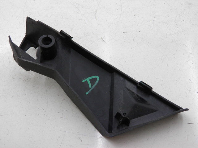 photo de UNTER SITZ VERKLEIDUNG RECHTS EUROCKA MATADOR 4T 50 (2010 - 2016) - Detailansicht des Bauteils