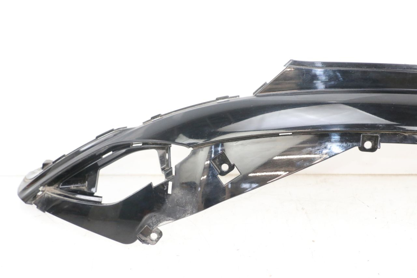 photo de UNTER SITZ VERKLEIDUNG RECHTS SYM FIDDLE 3 III 50 (2014 - 2020) - Zoom auf Komponenten