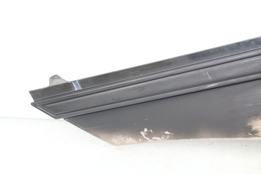 photo de RECHTER SITZBANKDECKEL YAMAHA FJ 3CX 1200 (1986 - 1996) - Technische Nahaufnahme