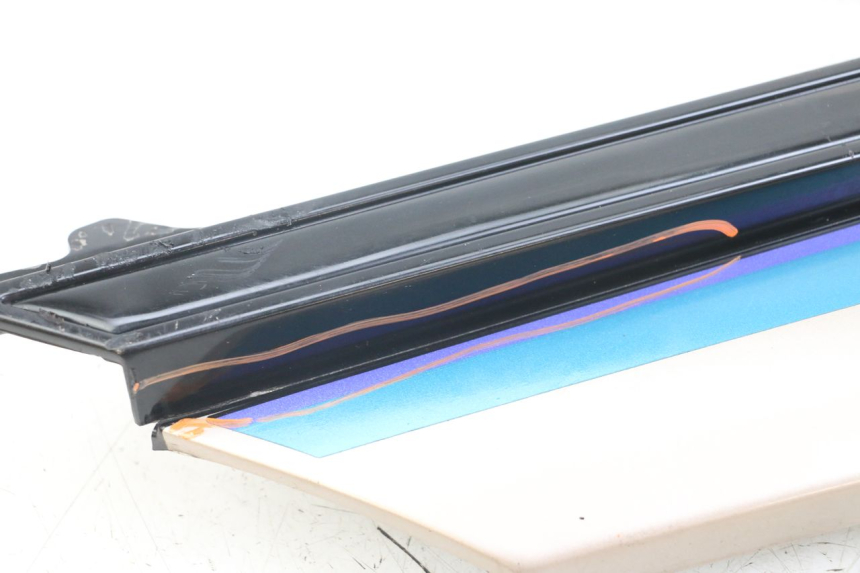 photo de RECHTER SITZBANKDECKEL YAMAHA FJ 3CX 1200 (1986 - 1996) - Zoom auf Gebrauchszustand