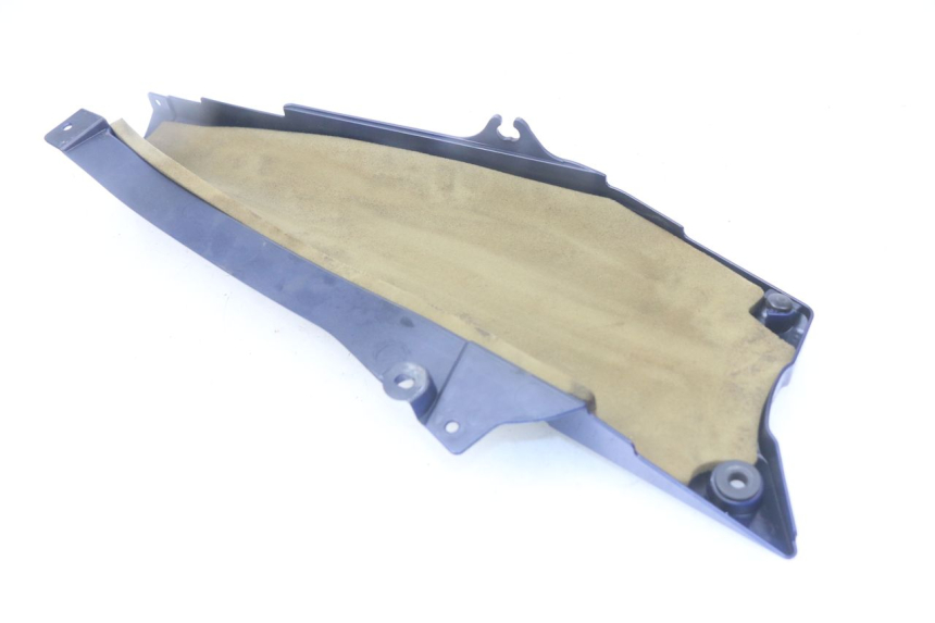 photo de RECHTER SITZBANKDECKEL YAMAHA FJR ABS 1300 (2016 - 2020) - Zoom auf Gebrauchszustand