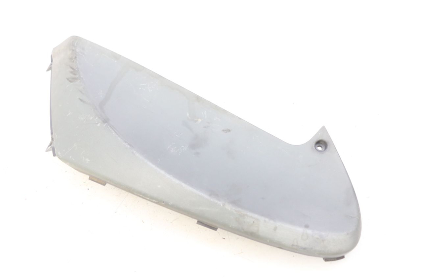 photo de RECHTER SITZBANKDECKEL PIAGGIO FLY 100 (2006 - 2010) - Detailansicht des Bauteils