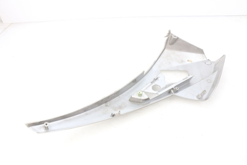 photo de RECHTER SITZBANKDECKEL PEUGEOT GEOPOLIS 400 (2007 - 2013) - Alternative Perspektive