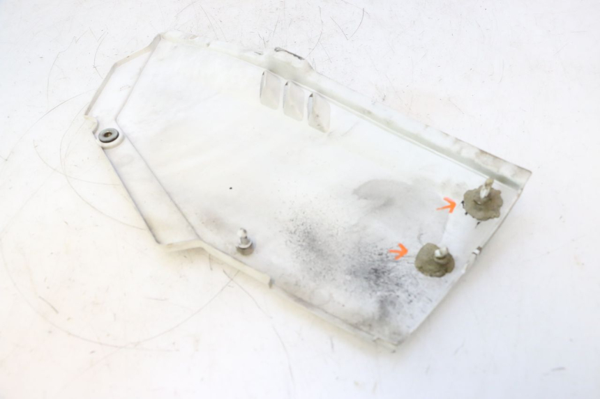 photo de UNTER SITZ VERKLEIDUNG RECHTS KAWASAKI GPX F ZX750F 750 (1986 - 1990) - Detailansicht des Bauteils