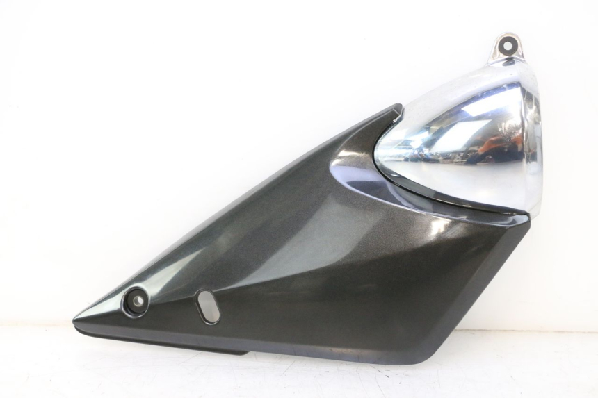 photo de UNTER SITZ VERKLEIDUNG RECHTS SUZUKI GSF N BANDIT 1200 (2001 - 2005) - Hauptansicht