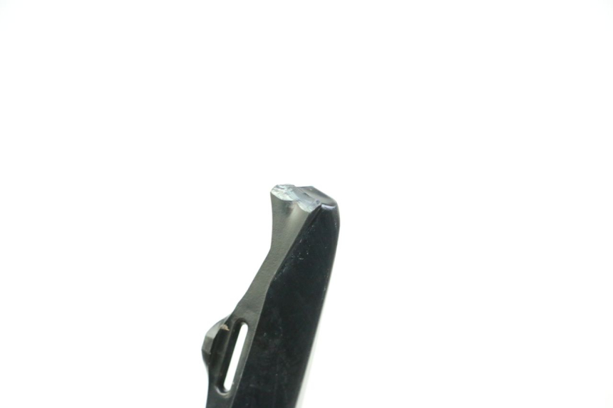 photo de UNTER SITZ VERKLEIDUNG RECHTS SUZUKI GSR 750 (2011 - 2017) - Technische Nahaufnahme