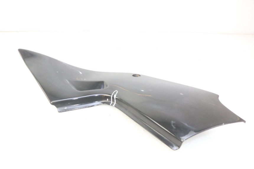 photo de RECHTER SITZBANKDECKEL SUZUKI GSX-F GSX  F 1100 (1988 - 1994) - Details der Befestigungspunkte