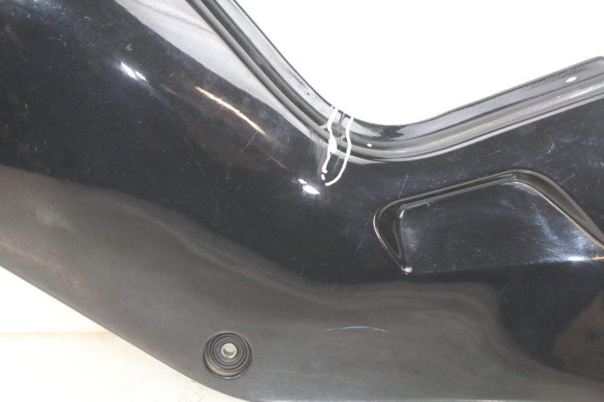photo de RECHTER SITZBANKDECKEL SUZUKI GSX-F GSX  F 1100 (1988 - 1994) - Kennzeichnungen und Originalreferenzen