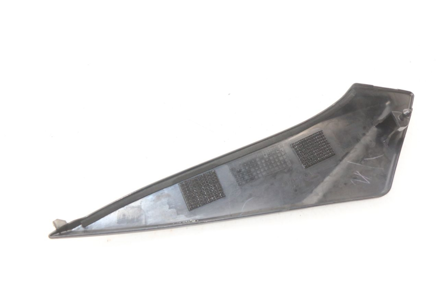 photo de UNTER SITZ VERKLEIDUNG RECHTS SUZUKI GSX-R GSXR 750 (2011 - 2016) - Alternative Perspektive