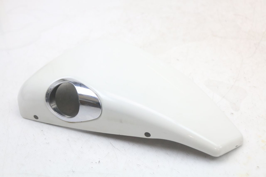 photo de UNTER SITZ VERKLEIDUNG RECHTS HARLEY DAVIDSON SPORTSTER XL CUSTOM 883 (1999 - 2006) - Alternative Perspektive