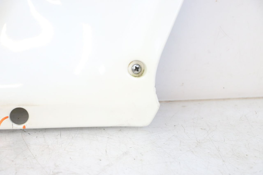 photo de UNTER SITZ VERKLEIDUNG RECHTS HONDA CBR F 1000 (1993 - 1996) - Weitere Ansicht des Artikels