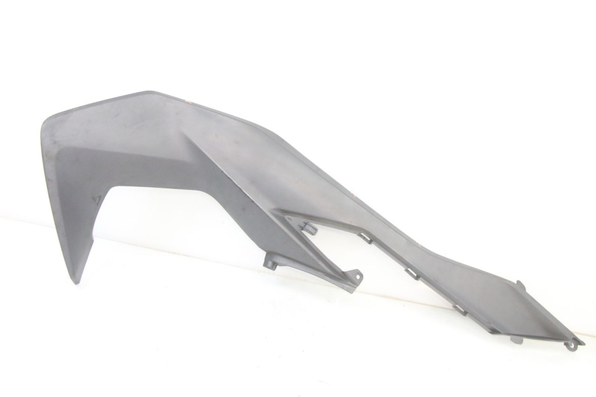 photo de UNTER SITZ VERKLEIDUNG RECHTS HONDA FORZA 125 (2021 - 2025) - Alternative Perspektive