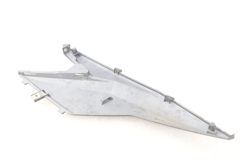 photo de RECHTER SITZBANKDECKEL SYM JET 4 4T 50 (2018 - 2021) - Alternative Perspektive