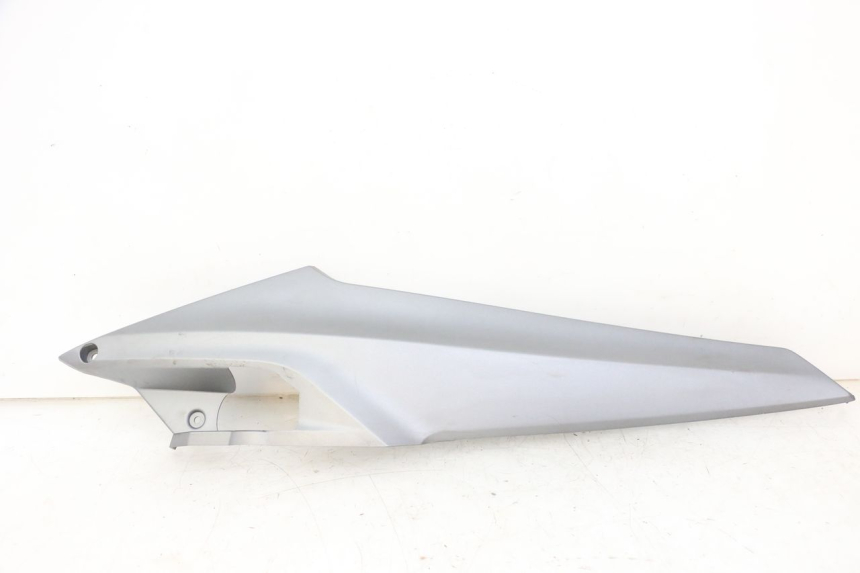 photo de UNTER SITZ VERKLEIDUNG RECHTS SYM JOYMAX 125 (2010 - 2017) - Hauptansicht