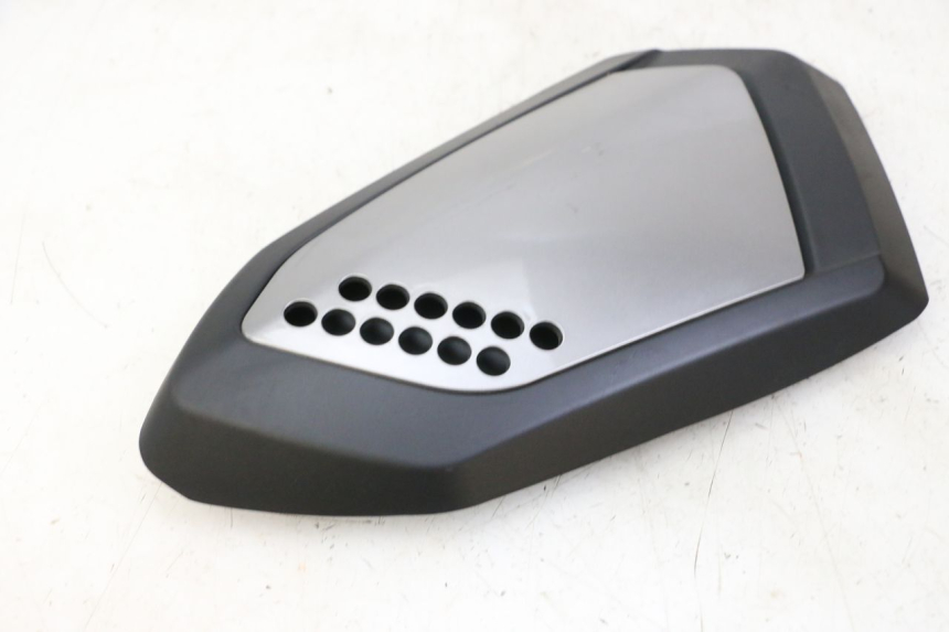 photo de UNTER SITZ VERKLEIDUNG RECHTS KEEWAY K-LIGHT KLIGHT 125 (2018 - 2025) - Gesamtansicht des Produkts