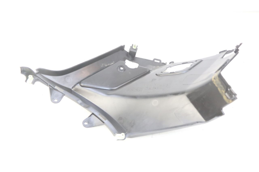 photo de RECHTER SITZBANKDECKEL PEUGEOT KISBEE 4T 50 (2018 - 2022) - Detailansicht des Bauteils