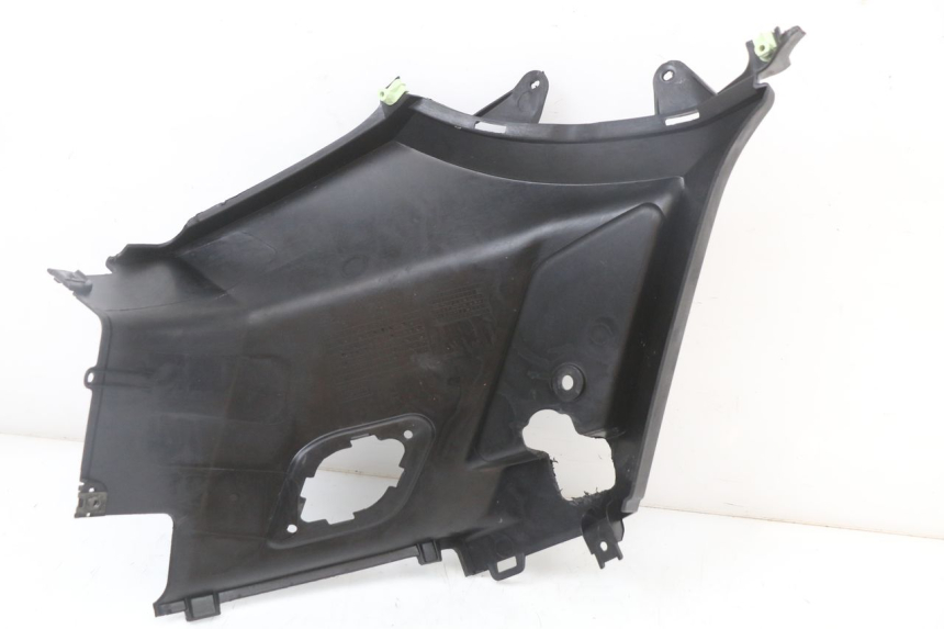 photo de RECHTER SITZBANKDECKEL PEUGEOT KISBEE 4T 50 (2018 - 2022) - Zoom auf Gebrauchszustand