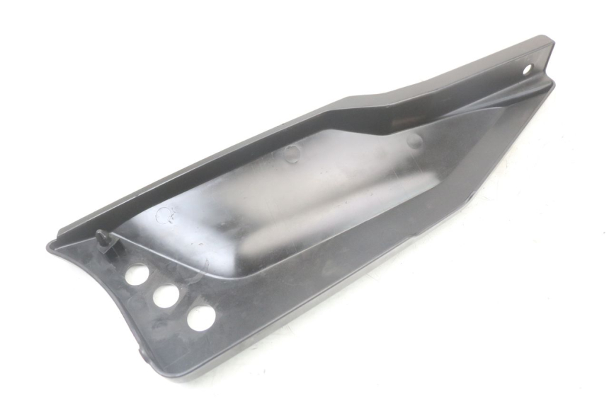 photo de UNTER SITZ VERKLEIDUNG RECHTS MASAI SCRAMBLER SPORT 125 (2021 - 2025) - Gesamtansicht des Produkts