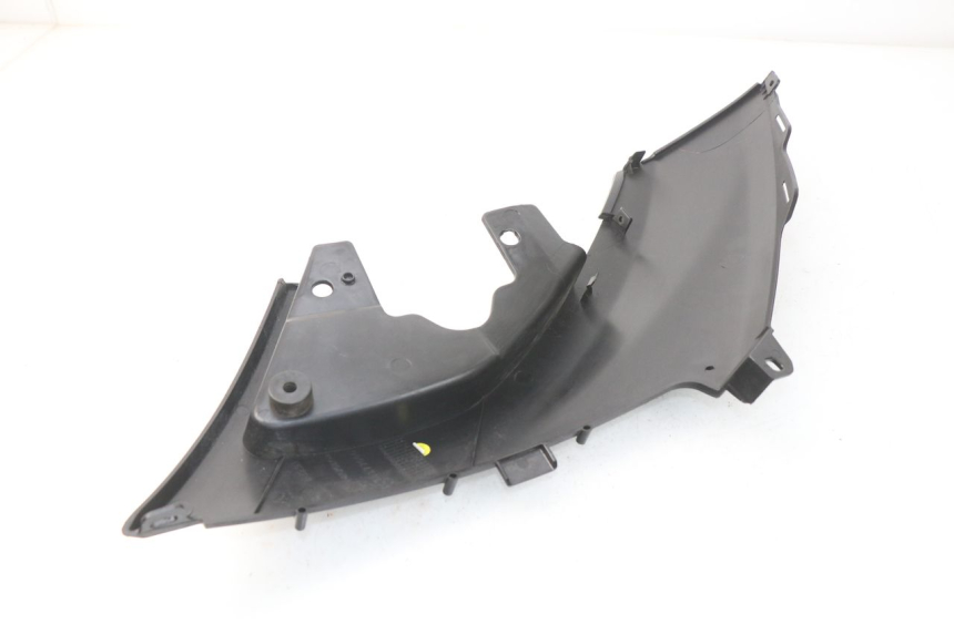 photo de UNTER SITZ VERKLEIDUNG RECHTS PEUGEOT METROPOLIS 400 (2017 - 2020) - Detailansicht des Bauteils