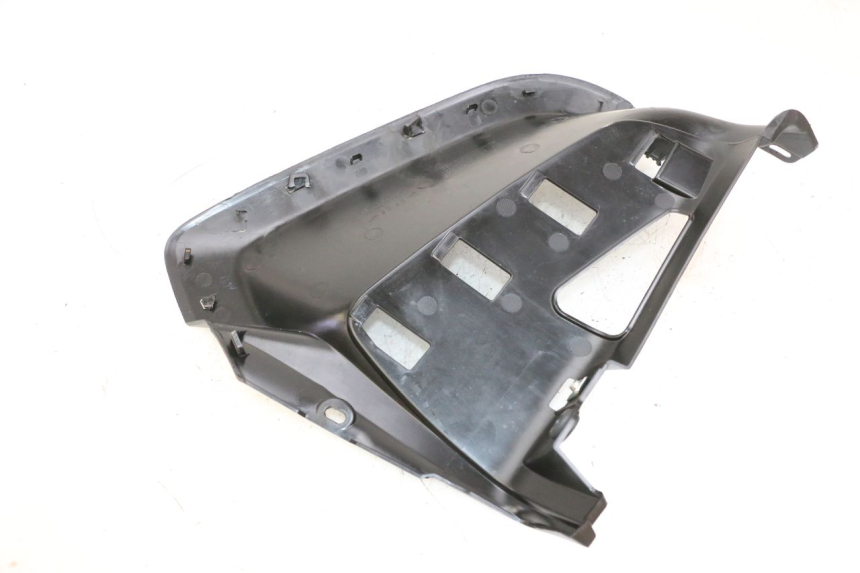 photo de UNTER SITZ VERKLEIDUNG RECHTS YAMAHA NEO'S CORE 1 (2022 - 2026) - Kennzeichnungen und Originalreferenzen