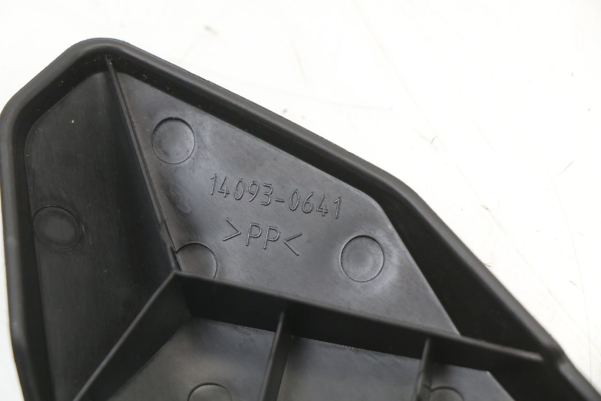 photo de UNTER SITZ VERKLEIDUNG RECHTS KAWASAKI NINJA 400 (2018 - 2023) - Alternative Perspektive