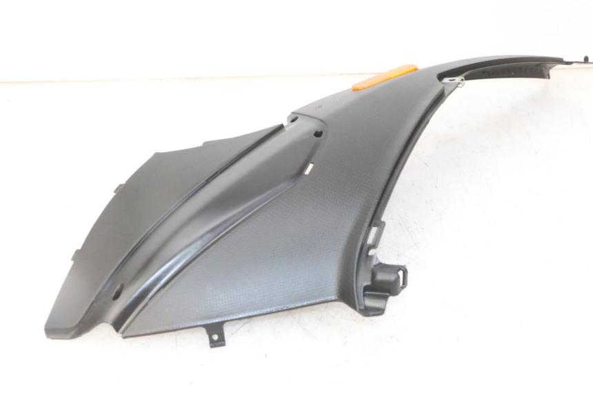 photo de UNTER SITZ VERKLEIDUNG RECHTS PIAGGIO NRG POWER PUREJET 50 (2018 - 2021) - Gesamtansicht des Produkts