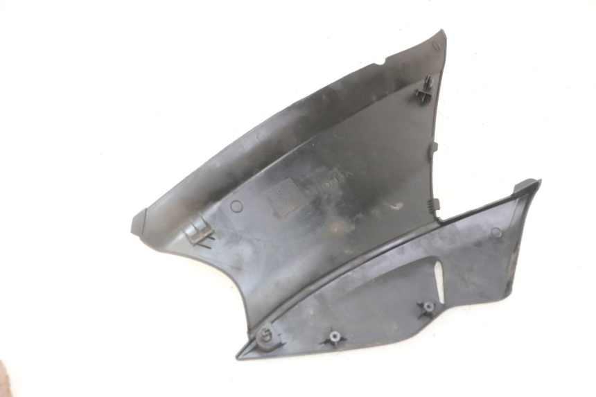 photo de UNTER SITZ VERKLEIDUNG RECHTS HONDA NTV DEAUVILLE ABS 700 (2007 - 2016) - Gesamtansicht des Produkts