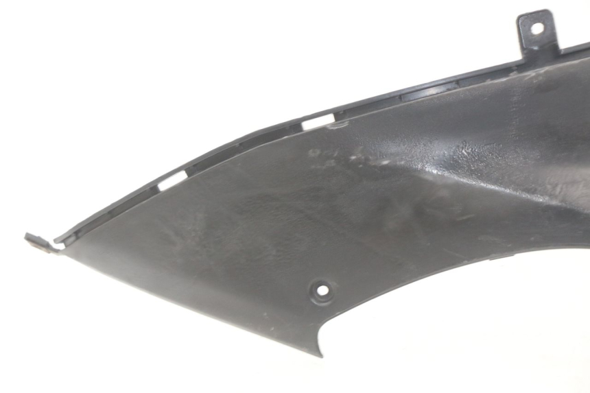 photo de RECHTER SITZBANKDECKEL MBK OVETTO 2T 50 (2007 - 2017) - Details der Befestigungspunkte