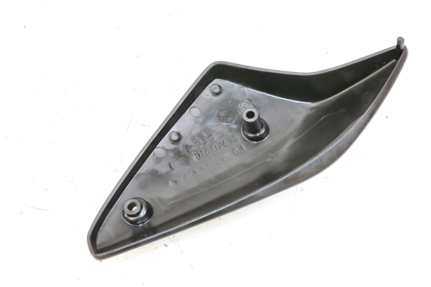 photo de UNTER SITZ VERKLEIDUNG RECHTS PEUGEOT TKR TREKKER FURIOUS 50 (2005 - 2014) - Detailansicht des Bauteils