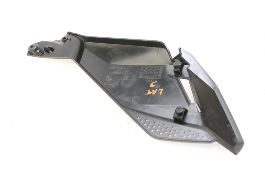 photo de UNTER SITZ VERKLEIDUNG RECHTS BMW R GS 1250 (2021 - 2024) - Alternative Perspektive