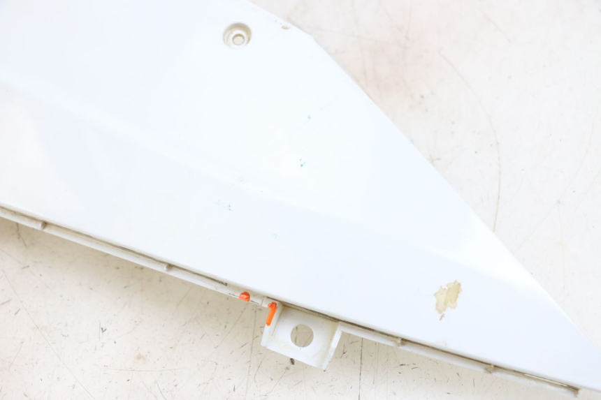 photo de UNTER SITZ VERKLEIDUNG RECHTS EUROCKA R8 4T 50 (2013 - 2022) - Zoom auf Gebrauchszustand